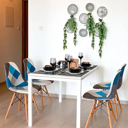 Sunset Balcony And Espresso Station Apartment Larnaka