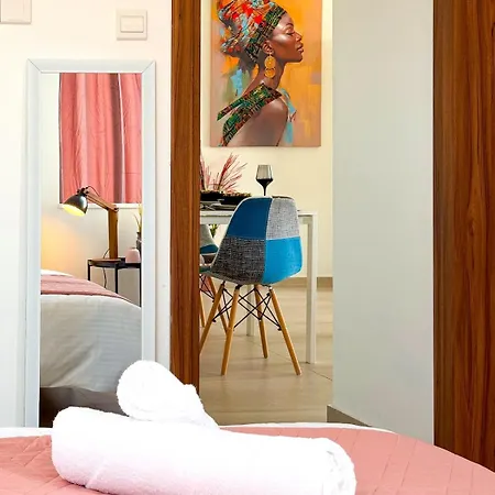 Апартаменты Sunset Balcony And Espresso Station *